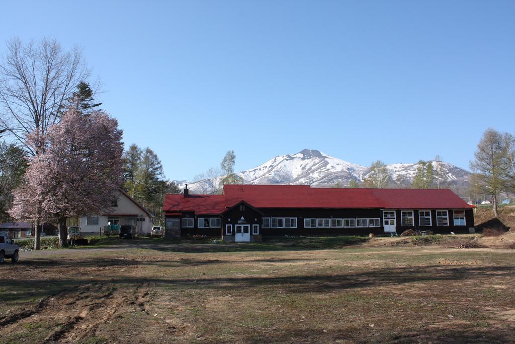 Karimpani Niseko Fujiyama Hostel Екстериор снимка