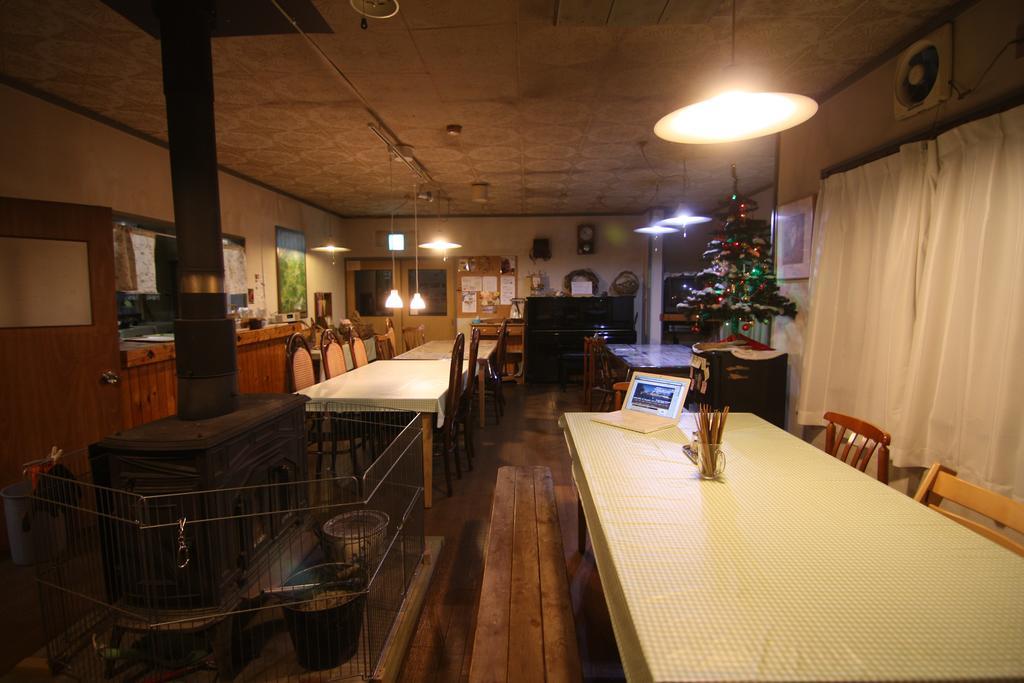Karimpani Niseko Fujiyama Hostel Екстериор снимка