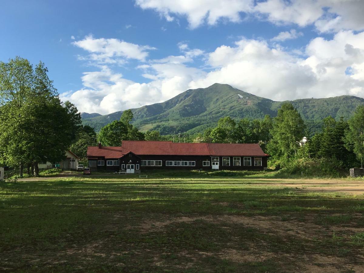 Karimpani Niseko Fujiyama Hostel Екстериор снимка