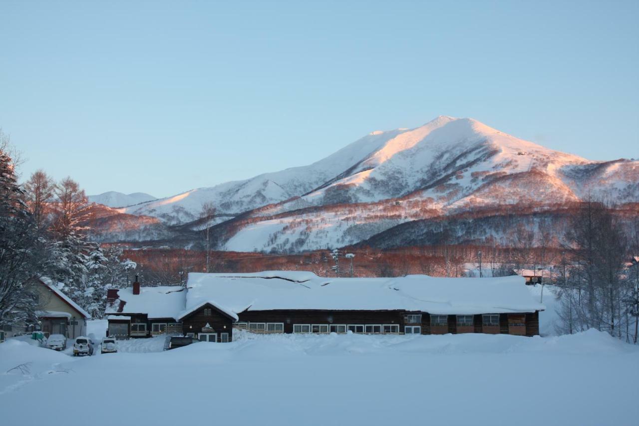 Karimpani Niseko Fujiyama Hostel Екстериор снимка