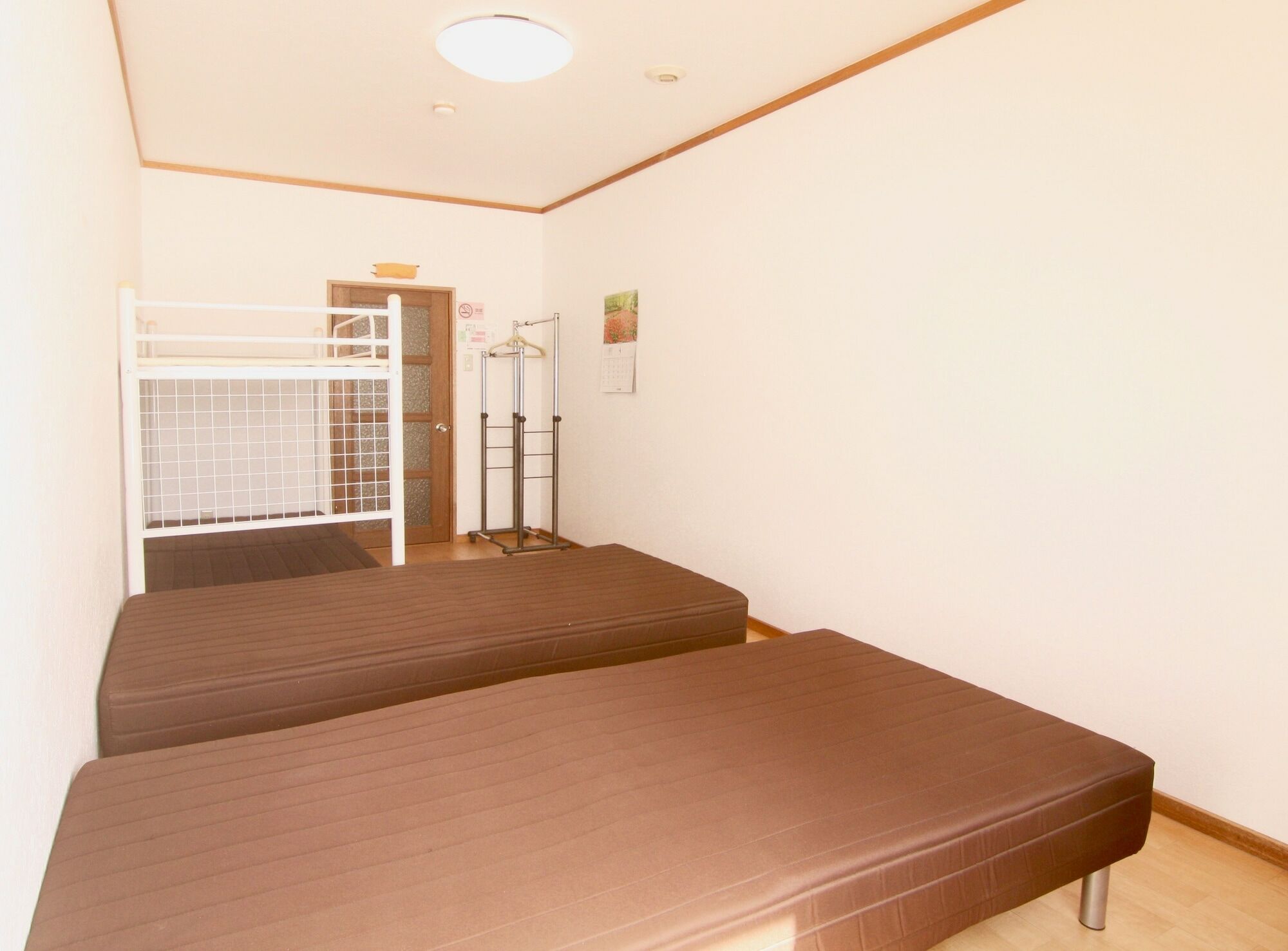 Karimpani Niseko Fujiyama Hostel Екстериор снимка